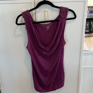 Jessica Simpson scoop neck top